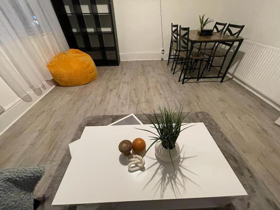 Comfy 2 Bedroom On Tower Bridge 伦敦 外观 照片
